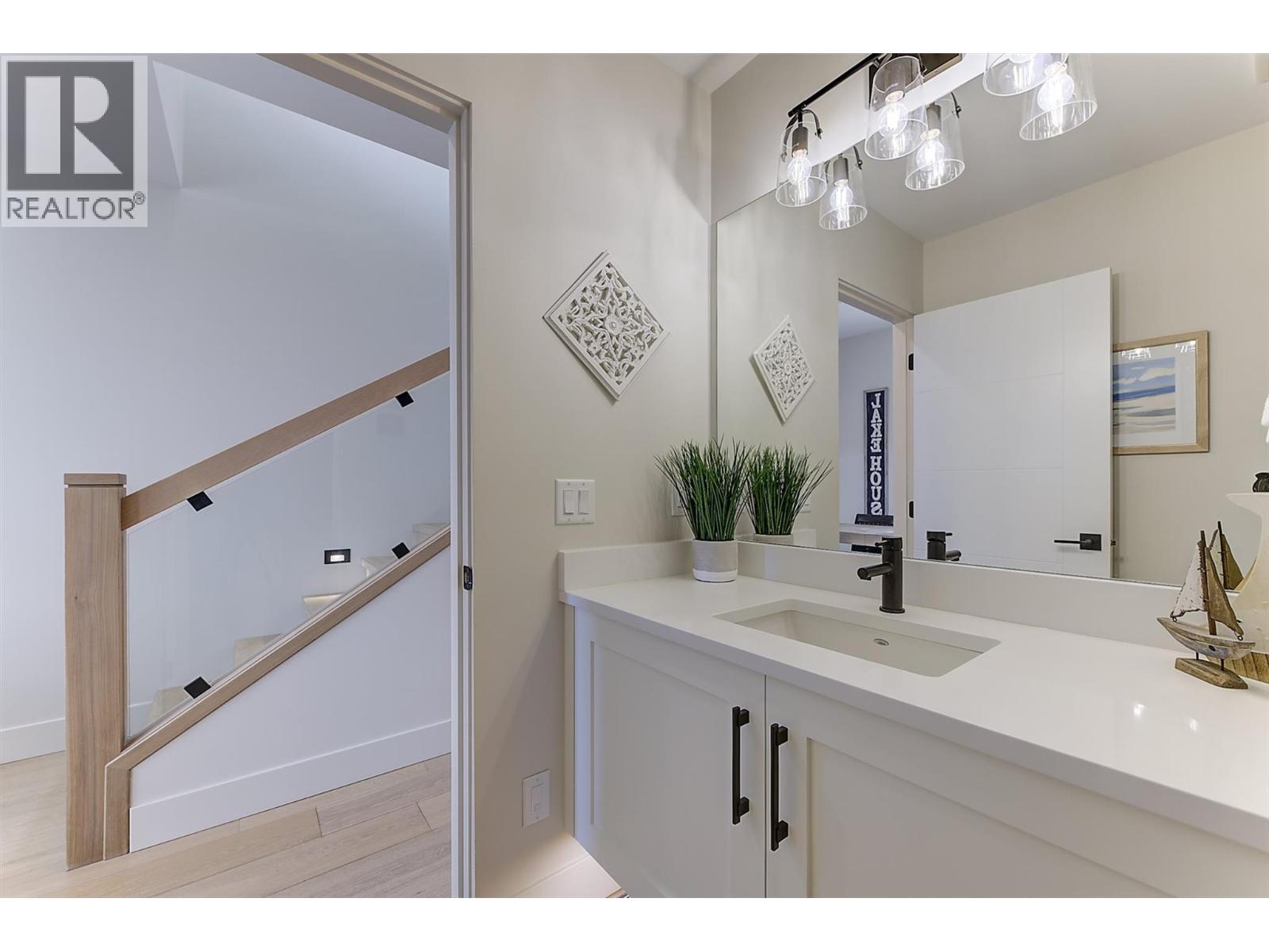 5979 Princess Street, Peachland