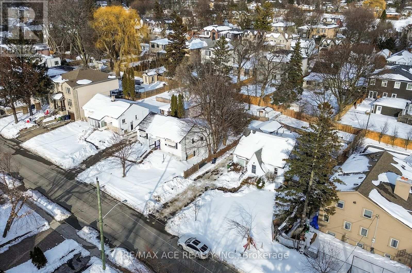 77 BROOKLAWN AVENUE