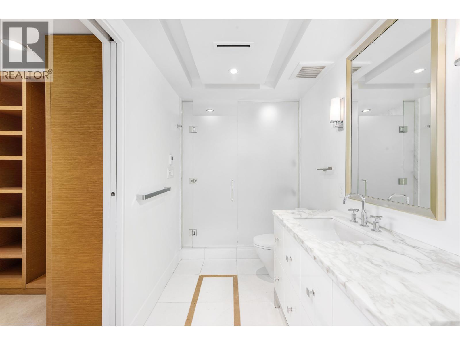 2301 667 HOWE STREET, Vancouver