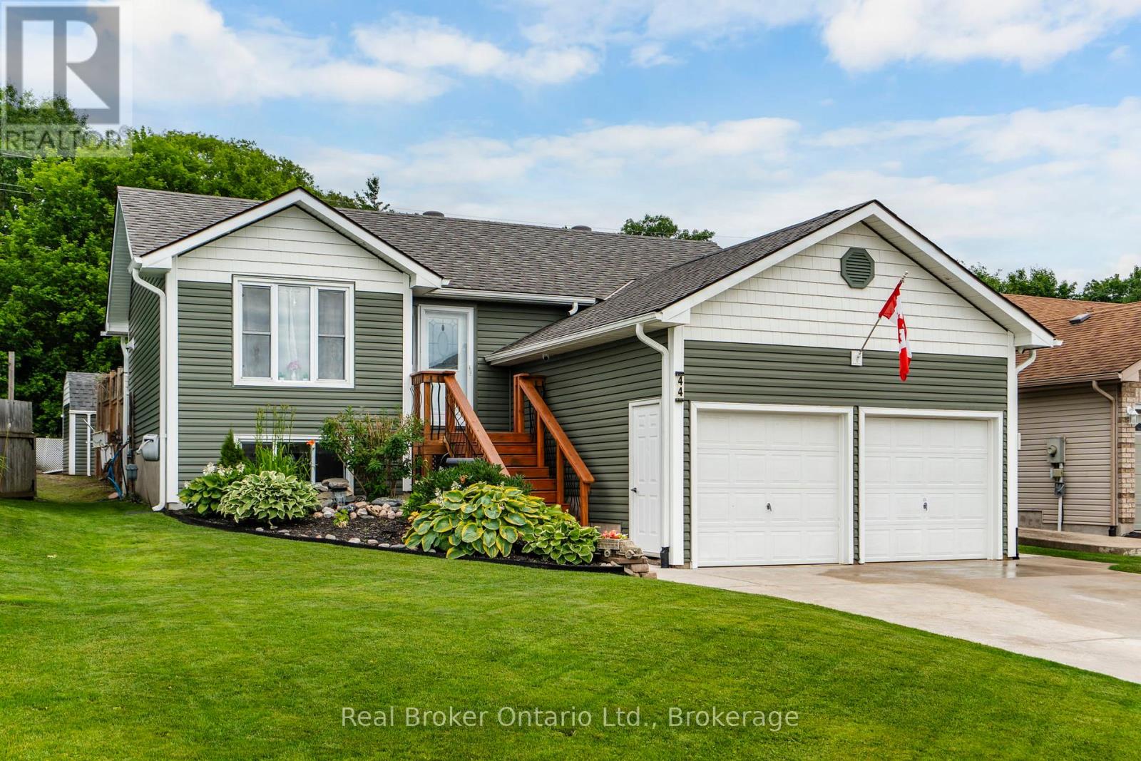 44 BYRNES CRESCENT, Penetanguishene — photo 3
