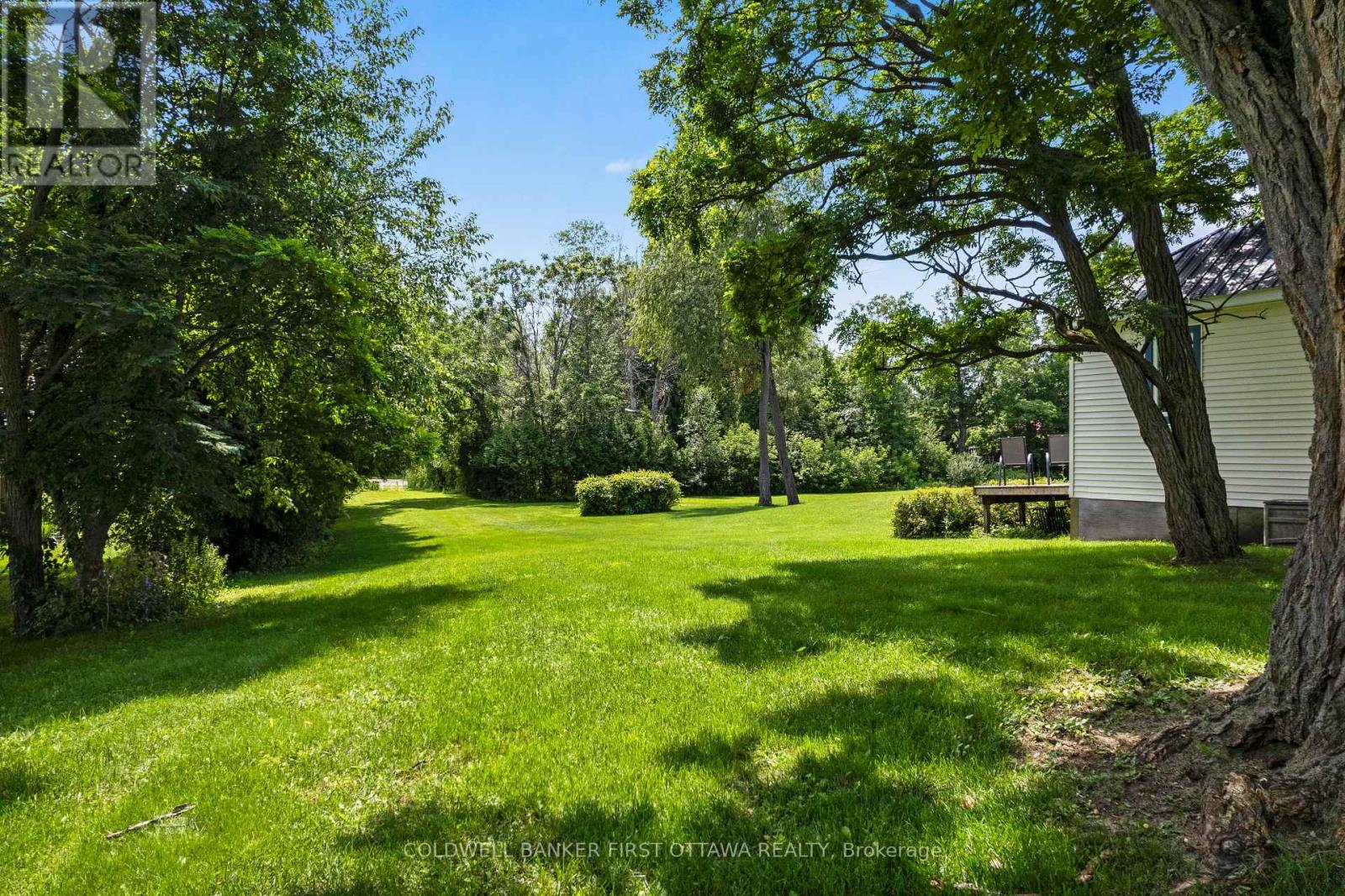 127 ROSE MAC DRIVE - Image 14