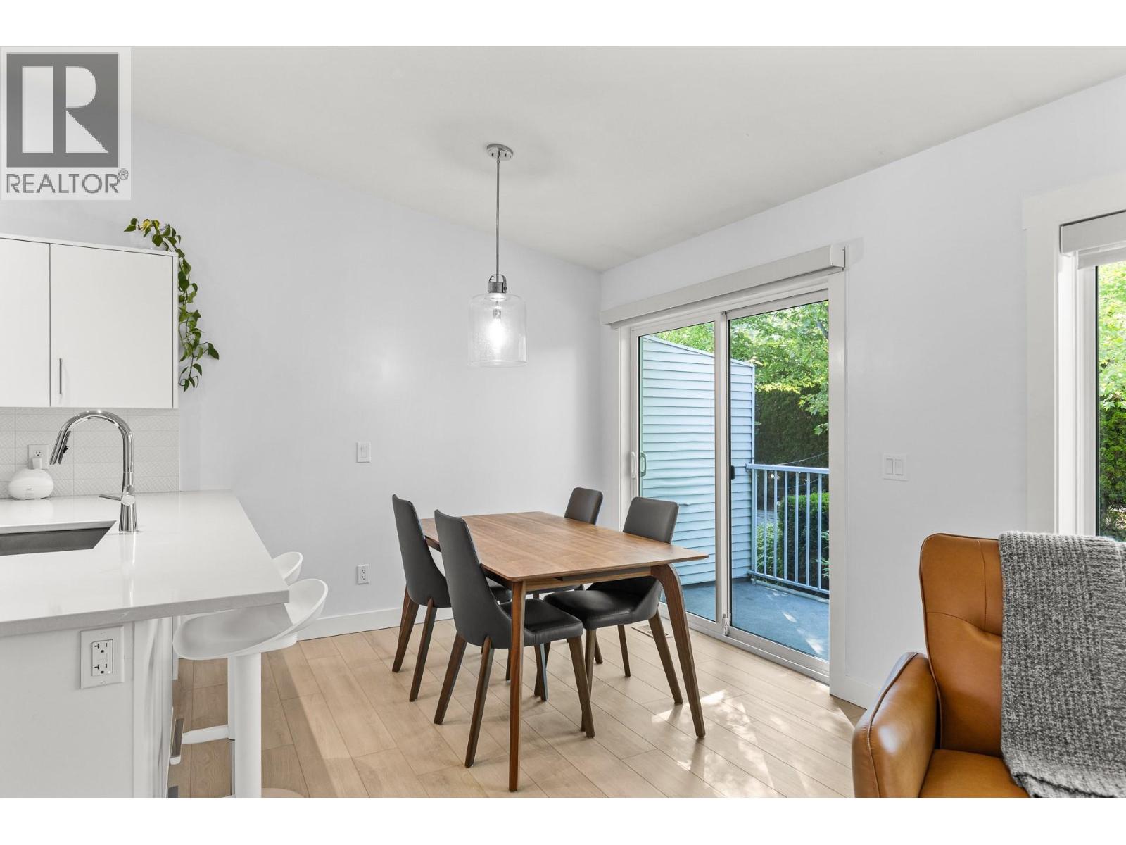 #20 225 Glen Park Drive - 11