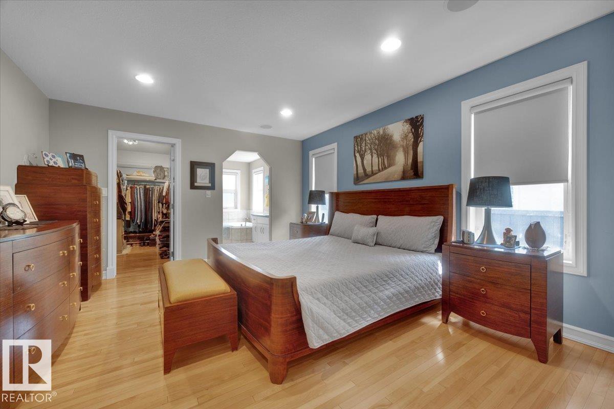 928 Thompson Place NW, Terwillegar Towne — photo 27 of 30: Property photo