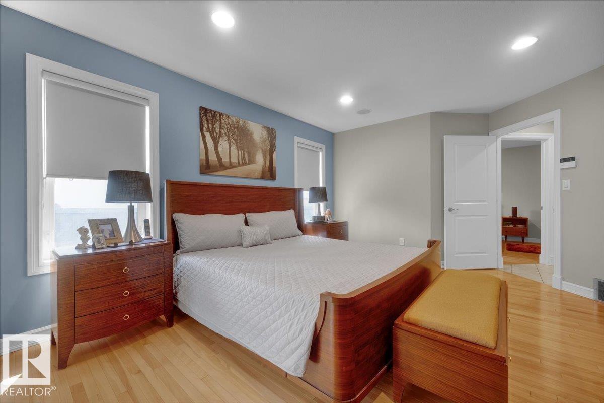 928 Thompson Place NW, Terwillegar Towne — photo 30 of 30: Property photo