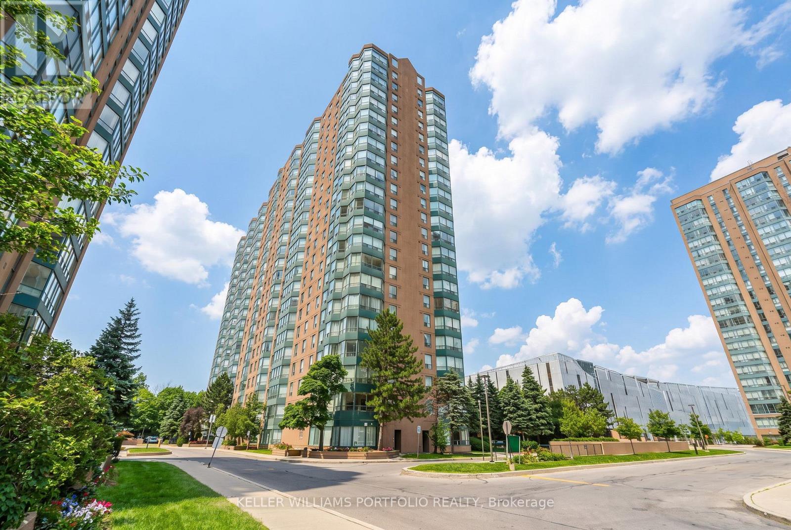 #605 135 HILLCREST AVENUE - 2