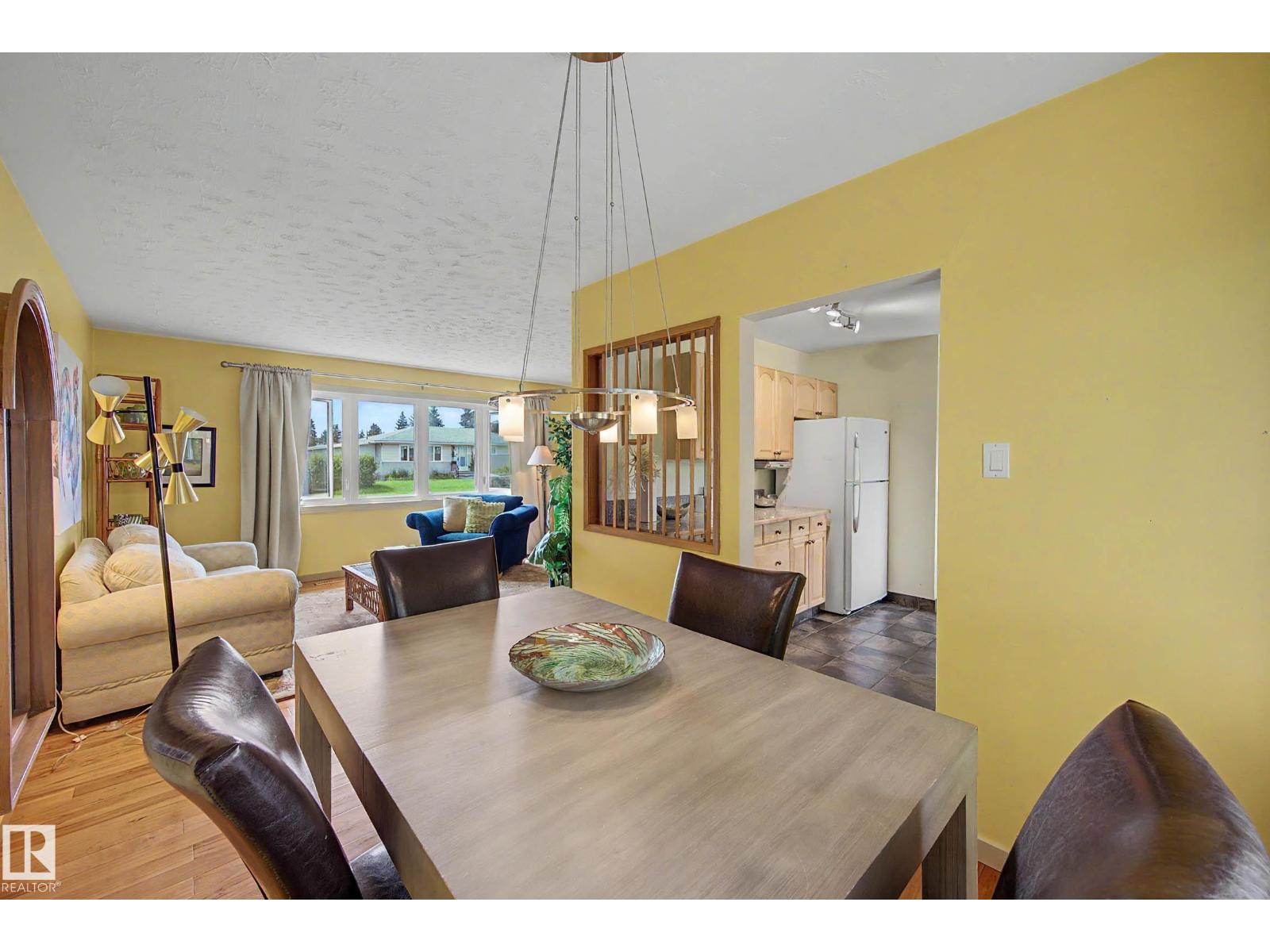 9516 129A AV NW - 12