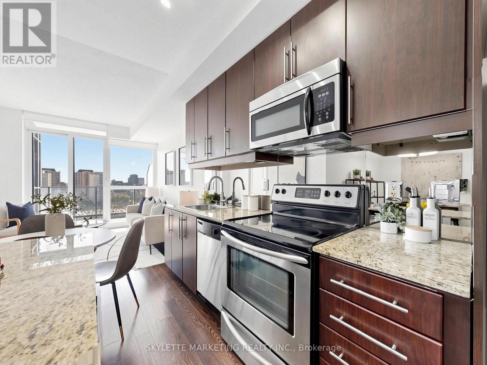 #1029 2885 BAYVIEW AVENUE - 14