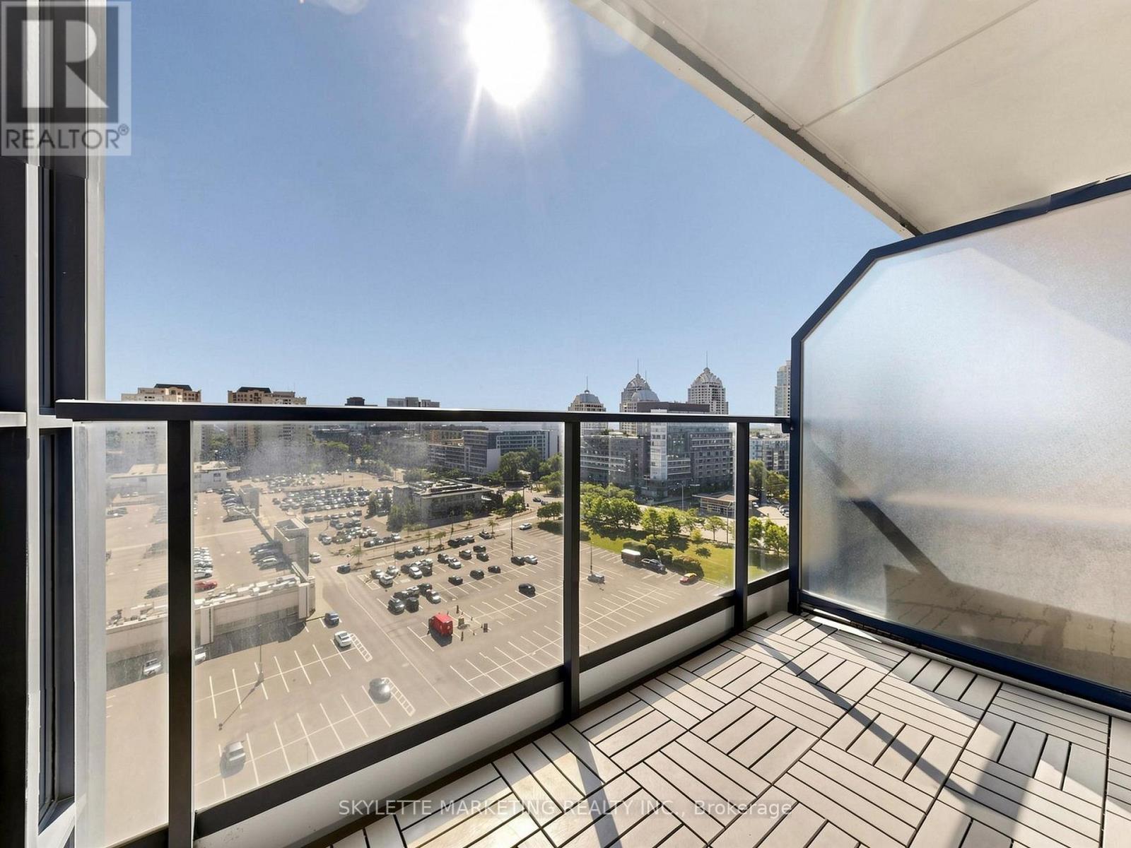 #1029 2885 BAYVIEW AVENUE - 30