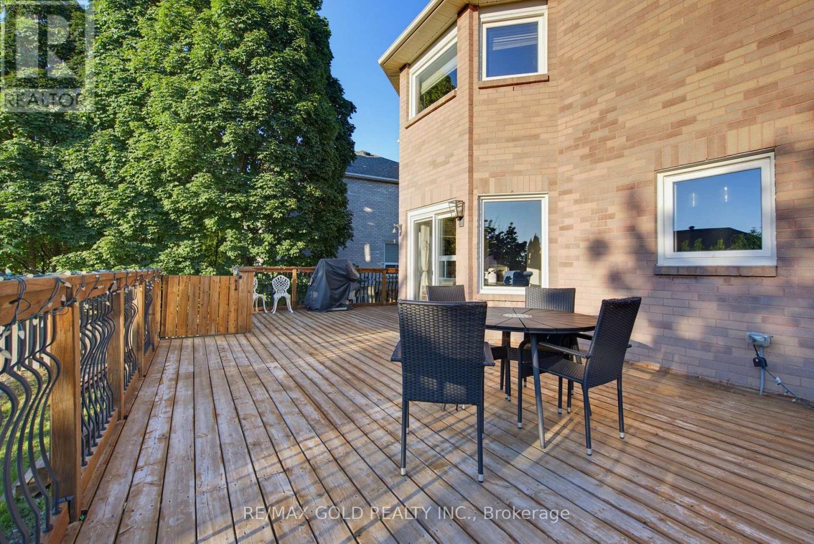 38 SILVERBIRCH PLACE - Image 46
