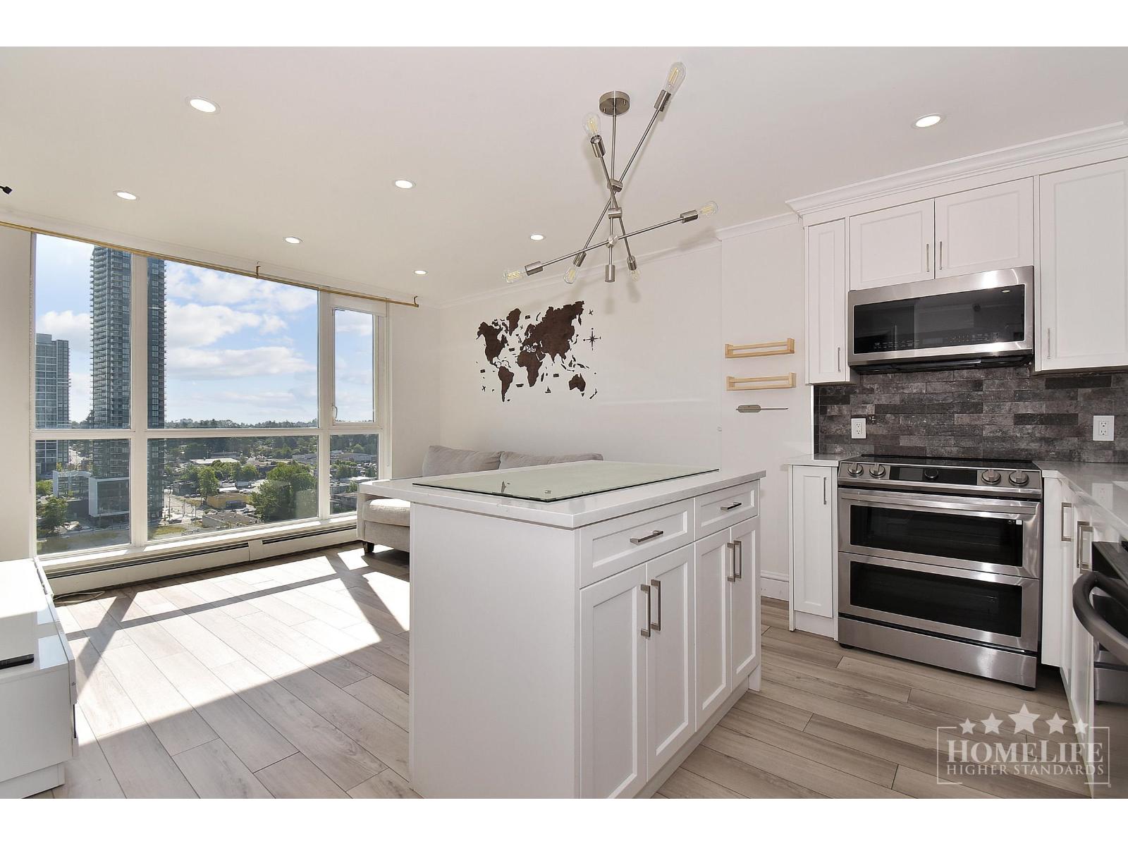 2002 10777 UNIVERSITY DRIVE, Surrey