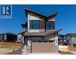 172 Starling Place NW - photo 1