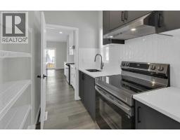 5pc Bathroom - 172 Starling Place Nw, Calgary, AB T3P2W3 Photo 13