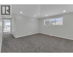 Bedroom - 172 Starling Place Nw, Calgary, AB T3P2W3 Photo 16