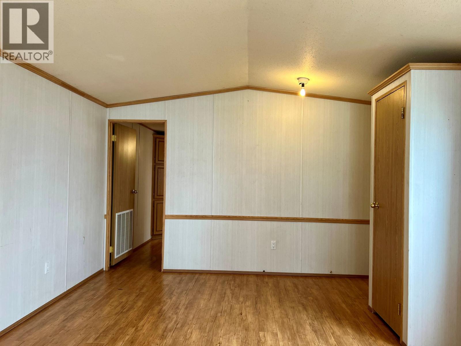 4078 MCKINLEY DRIVE - 18