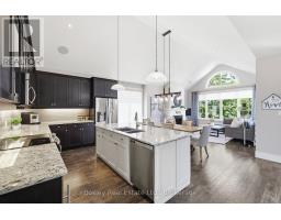 104 Snow Apple Crescent, Blue Mountains, ON L9Y0R4 Photo 10