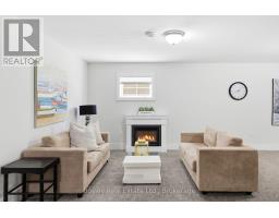104 Snow Apple Crescent, Blue Mountains, ON L9Y0R4 Photo 32