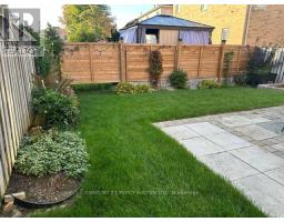 5 Hillpath Crescent, Brampton, ON L6Z4V1 Photo 8