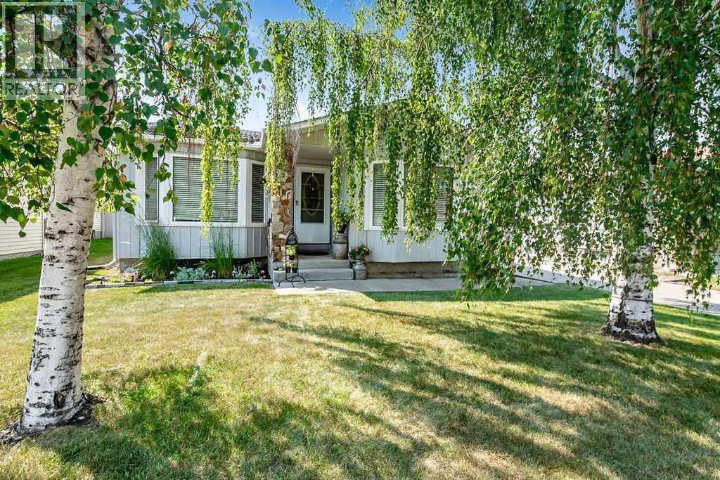 163 Woodburn Crescent, Woodhaven, Okotoks photo 3