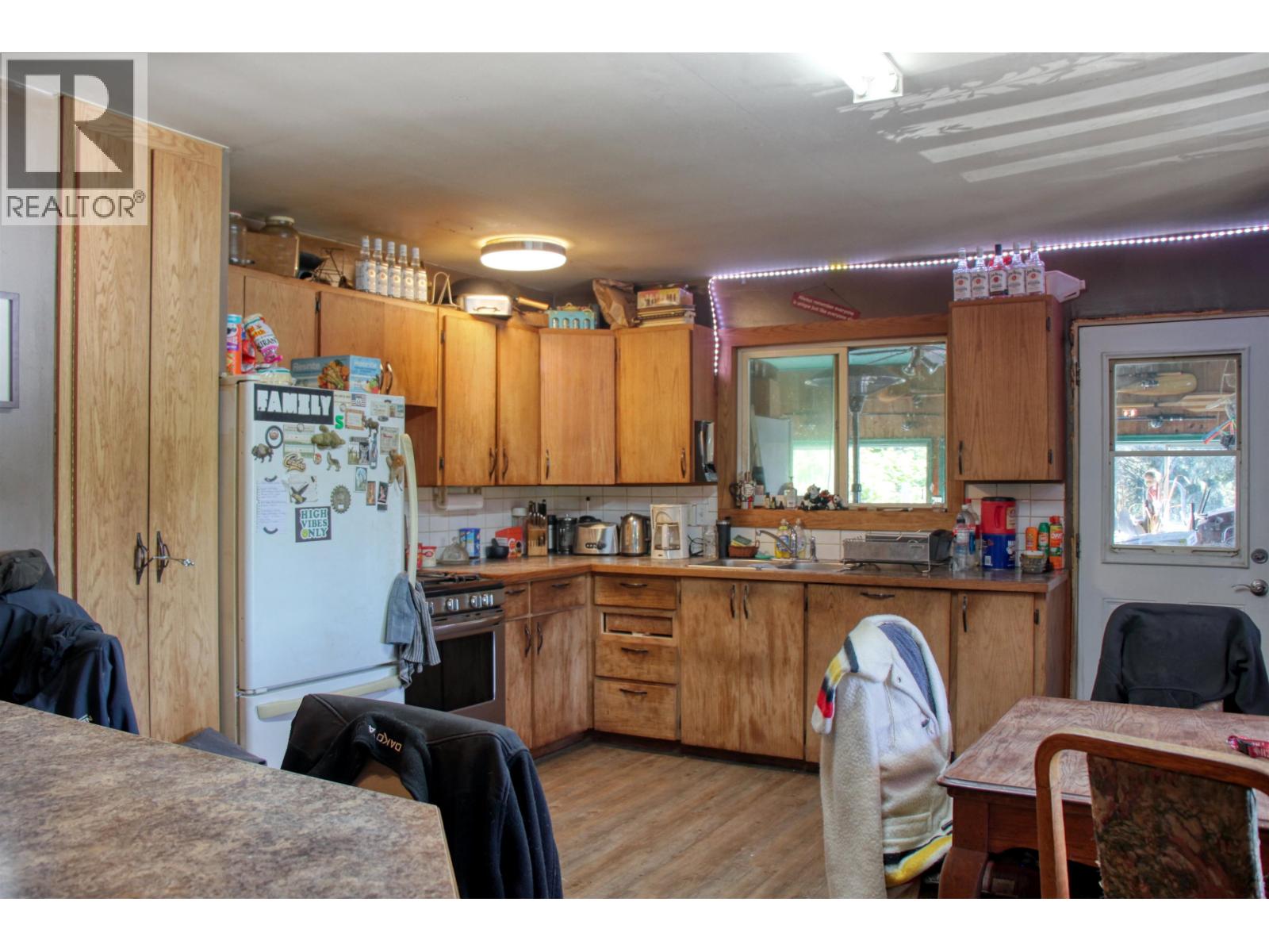 8245 BRIDGE LAKE NORTH ROAD - 13