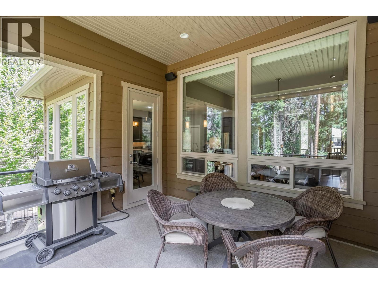 4157 Gallaghers Fairway S, Kelowna