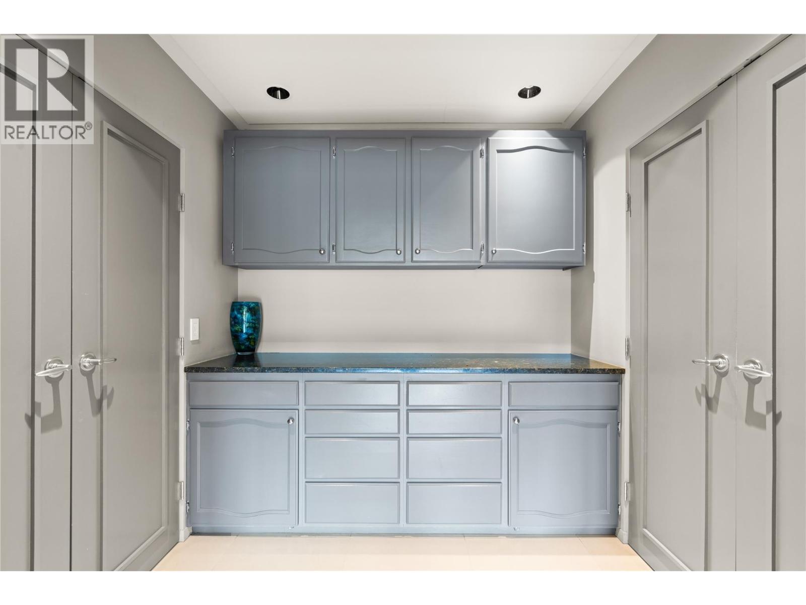 8052 Beachcomber Bay Road - Image 37