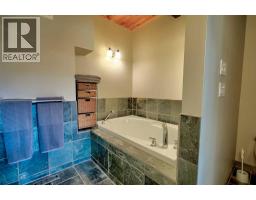 37311 Range Road 283, Rural Red Deer County, AB T4E1Z1 Photo 29