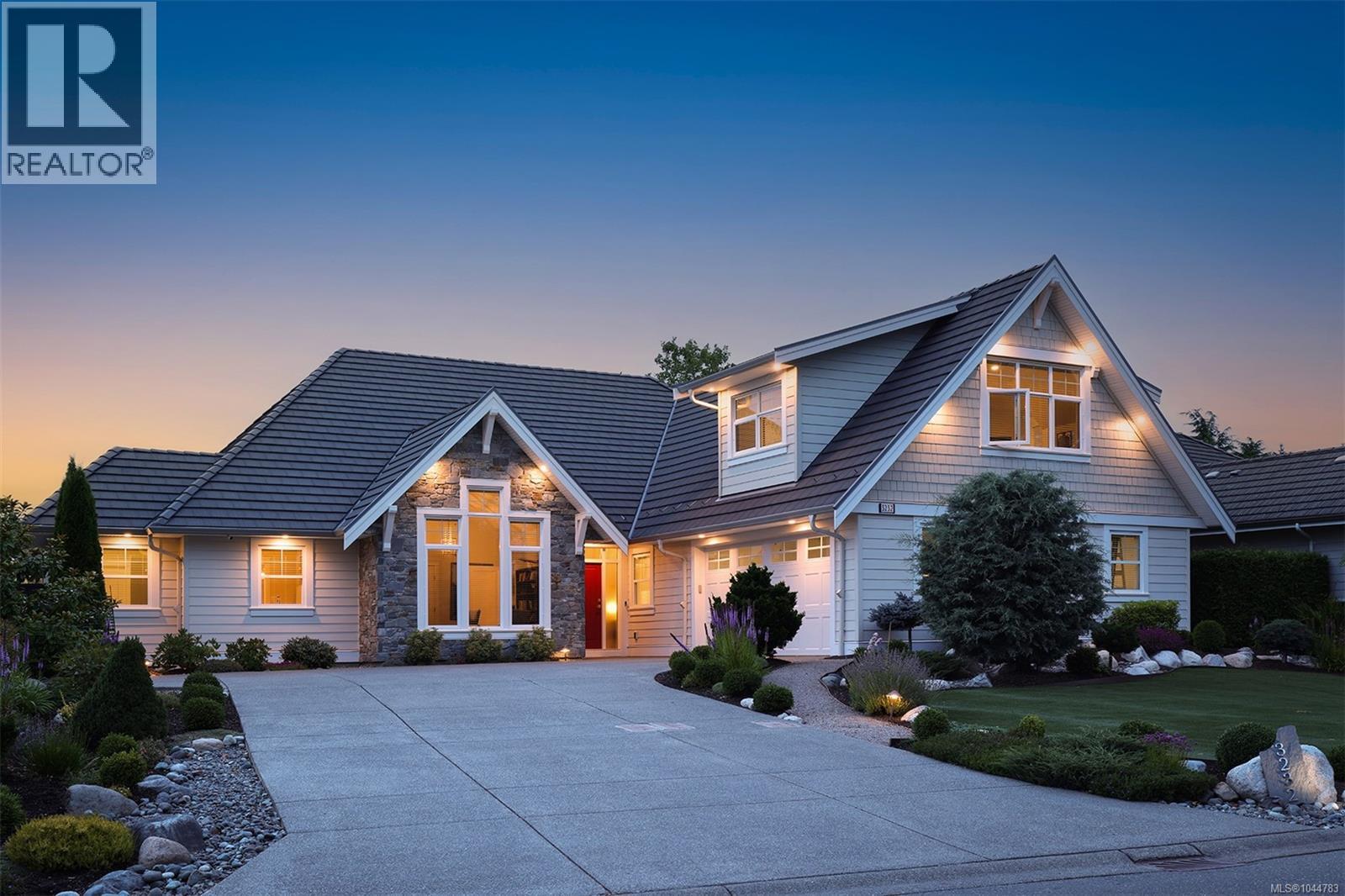 3232 Majestic Dr - Image 16