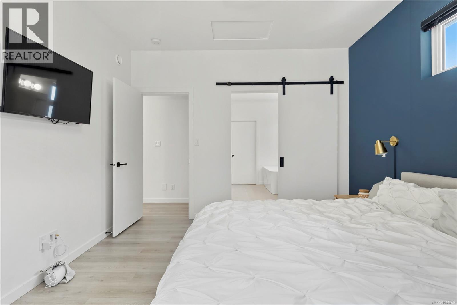 746 Salal St - 17
