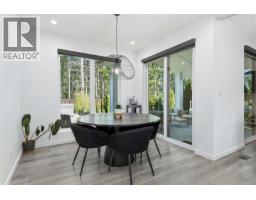 Bathroom - 746 Salal St, Campbell River, BC V9H0E6 Photo 13