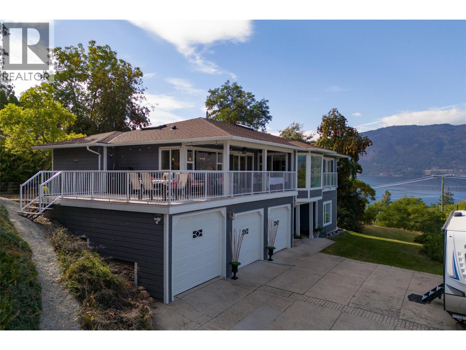11935 Okanagan Centre Road W, Lake Country
