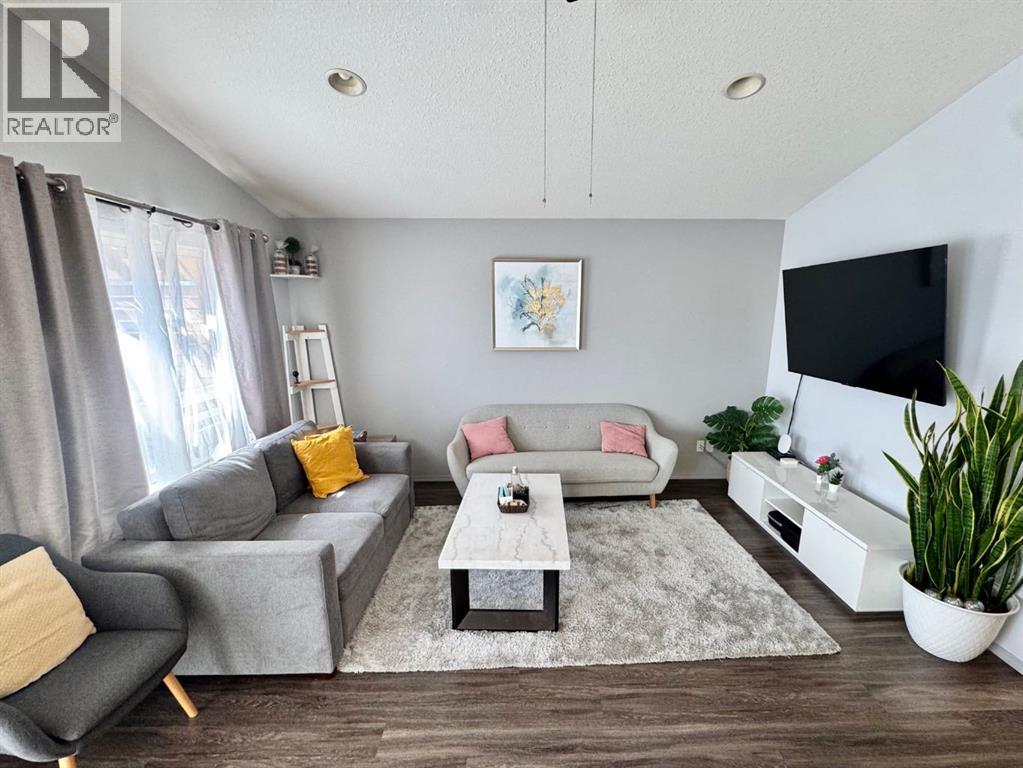 8833 67 Avenue - Image 12