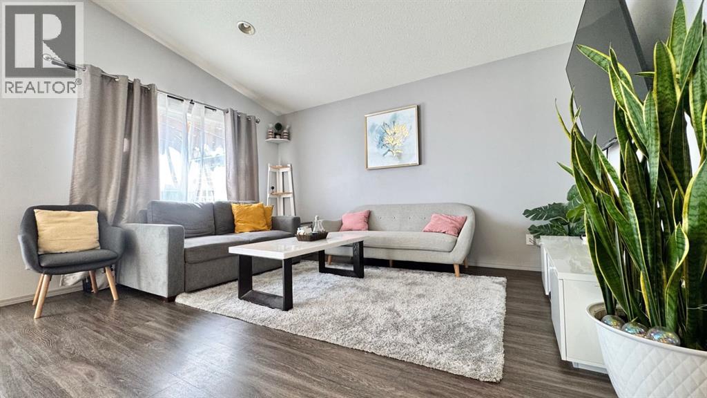 8833 67 Avenue - Image 13