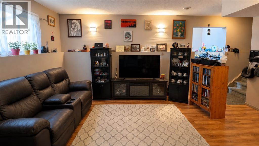 8833 67 Avenue - Image 29