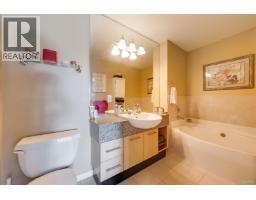 512 560 Raven Woods Drive, North Vancouver, BC V7G2T3 Photo 15