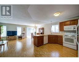 6 Illinois Crescent, Wasaga Beach, ON L9Z3A8 Photo 9