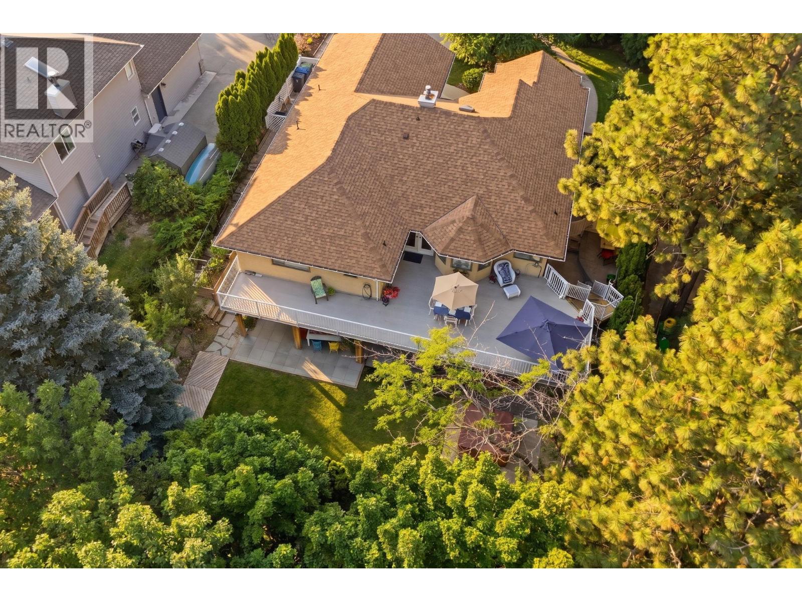 1977 Covington Crescent - 99