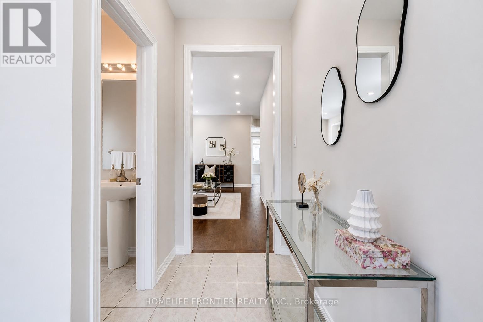 879 PLUM PLACE - 3