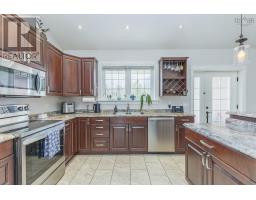4pc Ensuite bath - 3548 Gairloch Road, Rocklin, NS B0H5C7 Photo 9