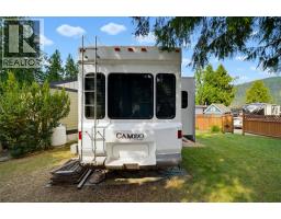 #2 8242 Highway 97a Highway, Sicamous, BC V0E2V0 Photo 11