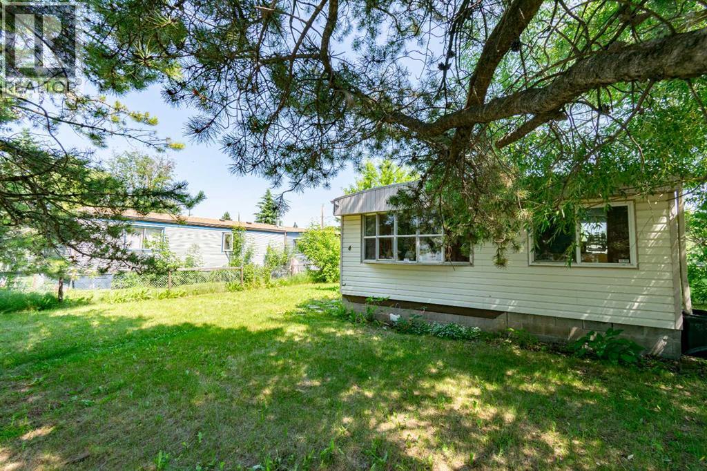 4 48A Street Close, Alix — photo 3