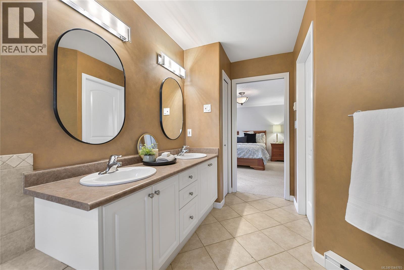  209 Shadow Ridge Place, View Royal