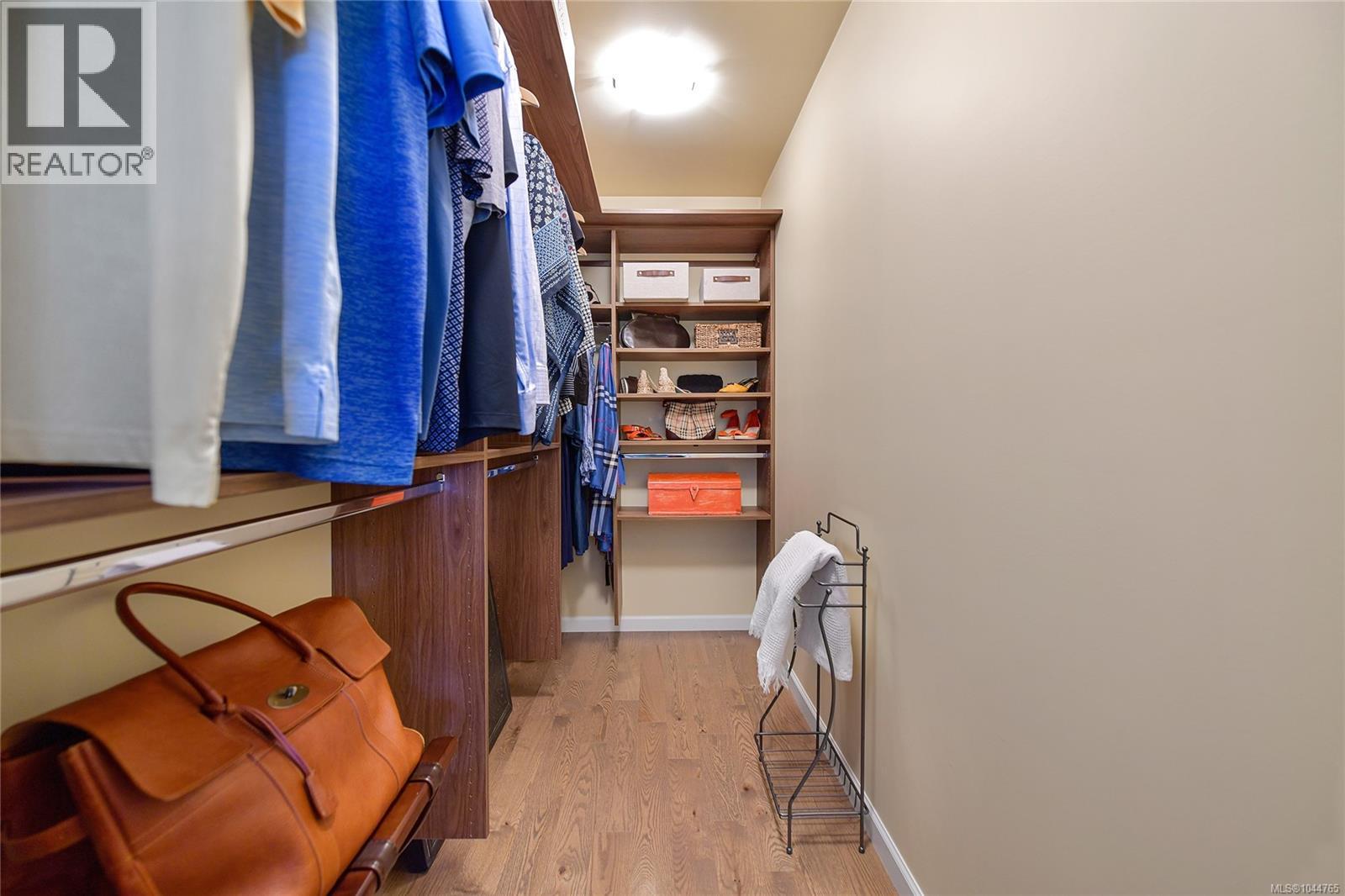  209 Shadow Ridge Place, View Royal