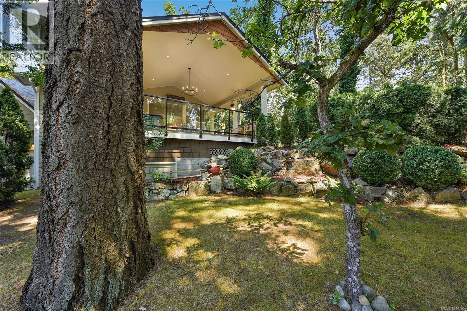  209 Shadow Ridge Place, View Royal