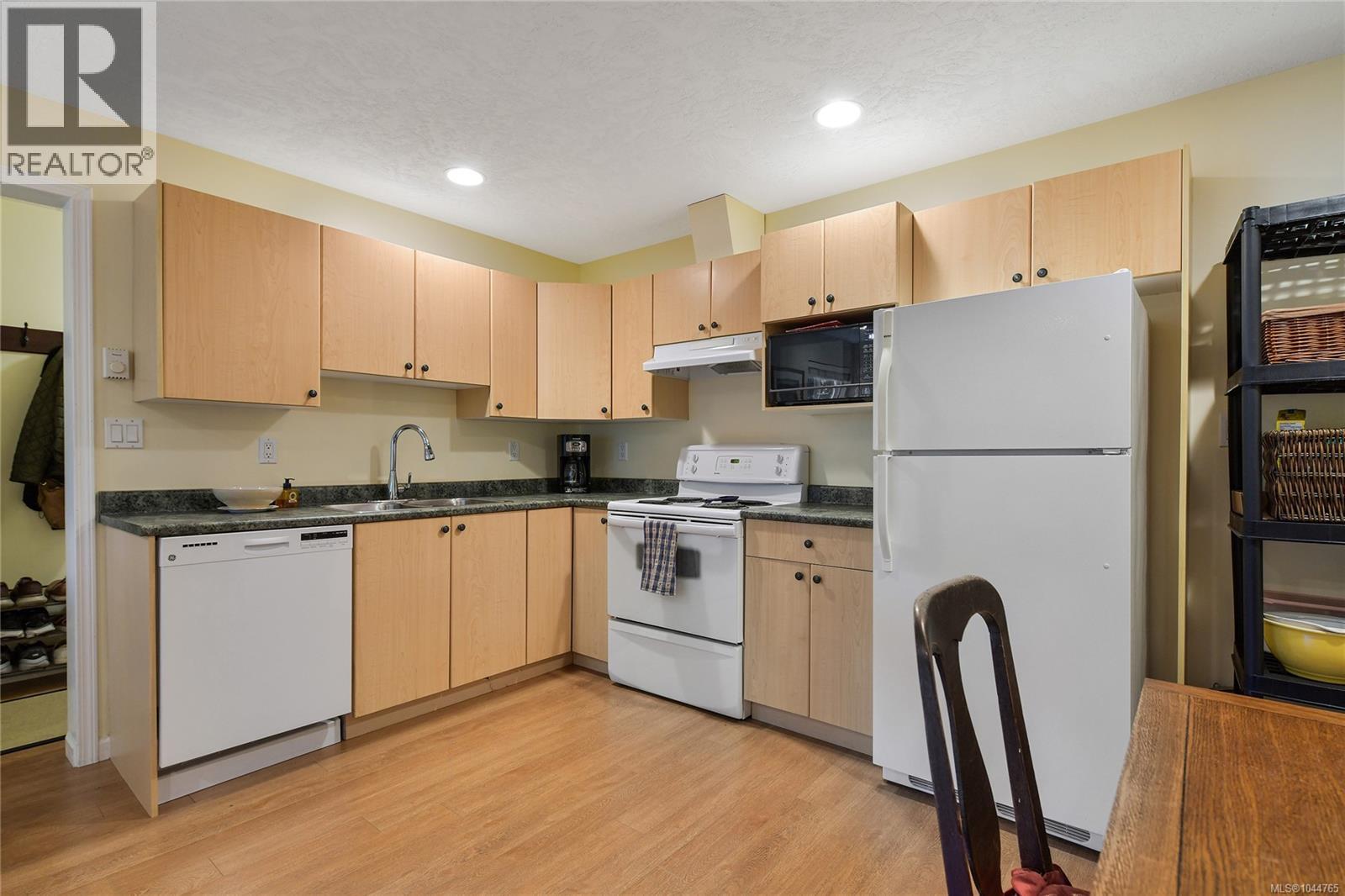  209 Shadow Ridge Place, View Royal