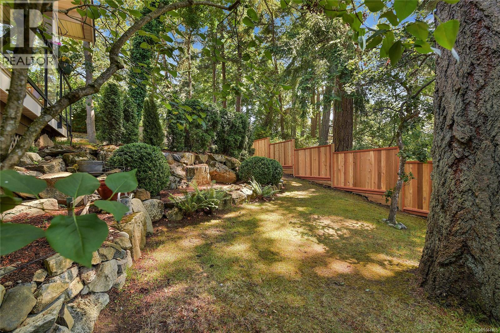  209 Shadow Ridge Place, View Royal