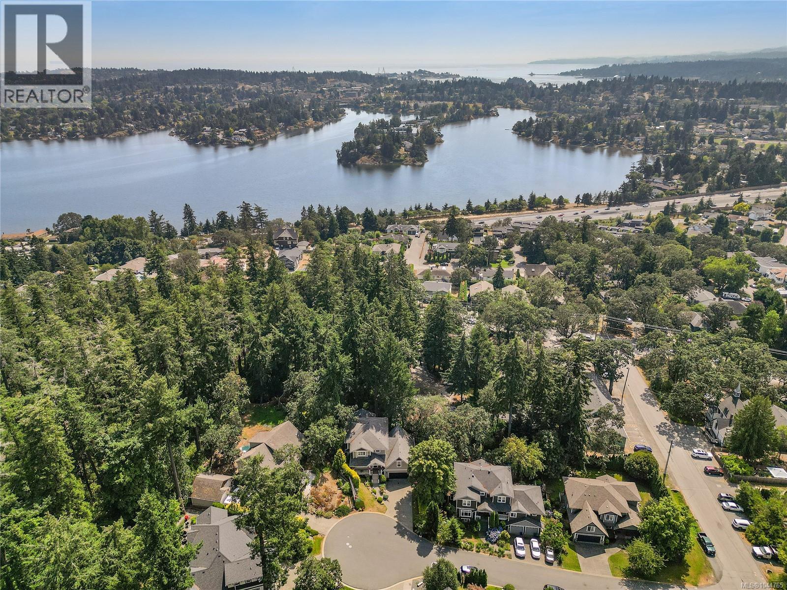  209 Shadow Ridge Place, View Royal