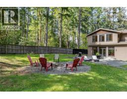 Entrance - 7817 Superior Rd, Lantzville, BC V0R2H0 Photo 13