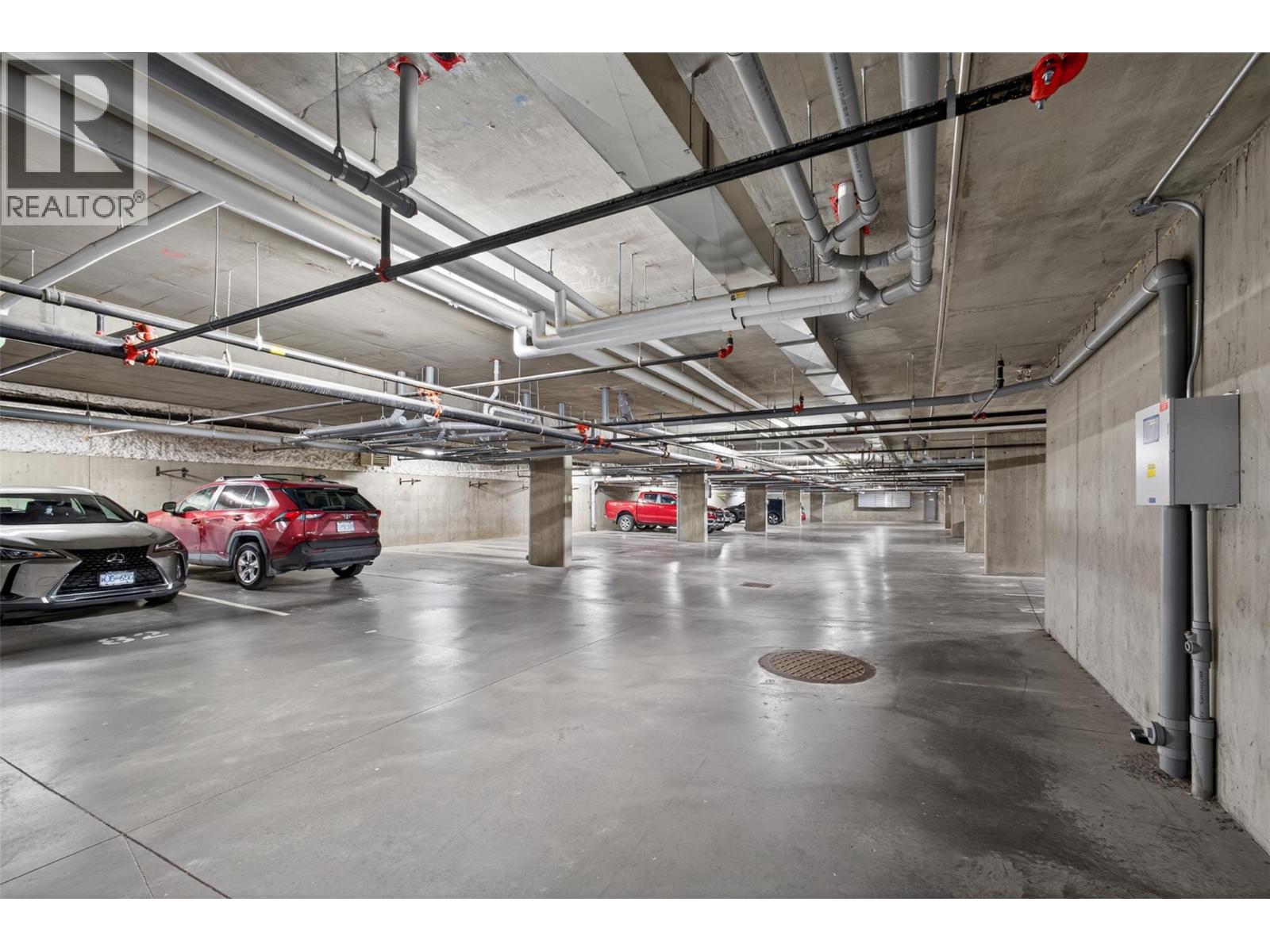 312 881 Academy Way, Kelowna