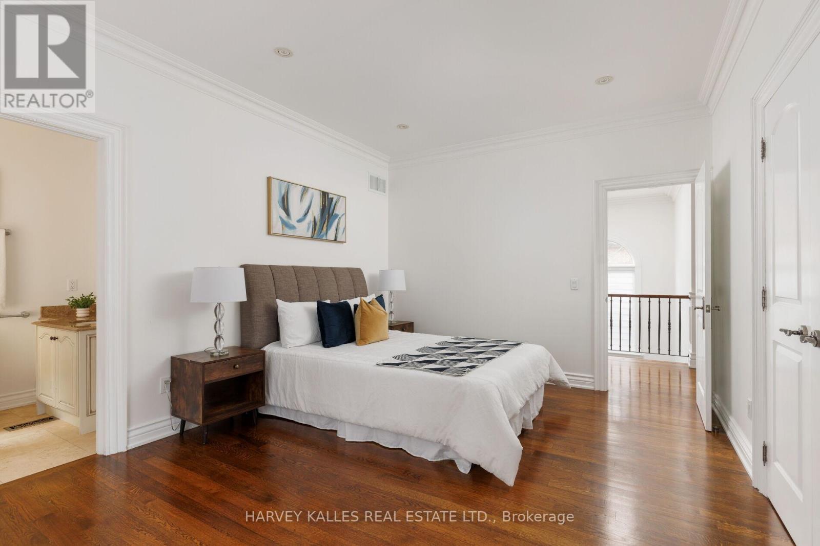 188 FLORENCE AVENUE - Image 34