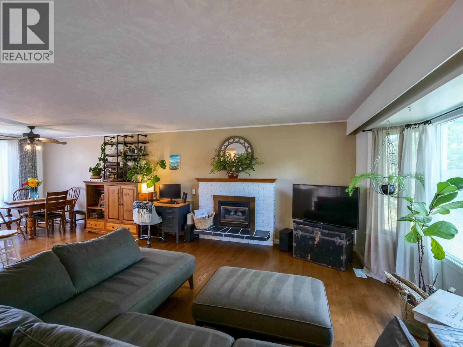 1291 PICARD AVENUE - Image 10